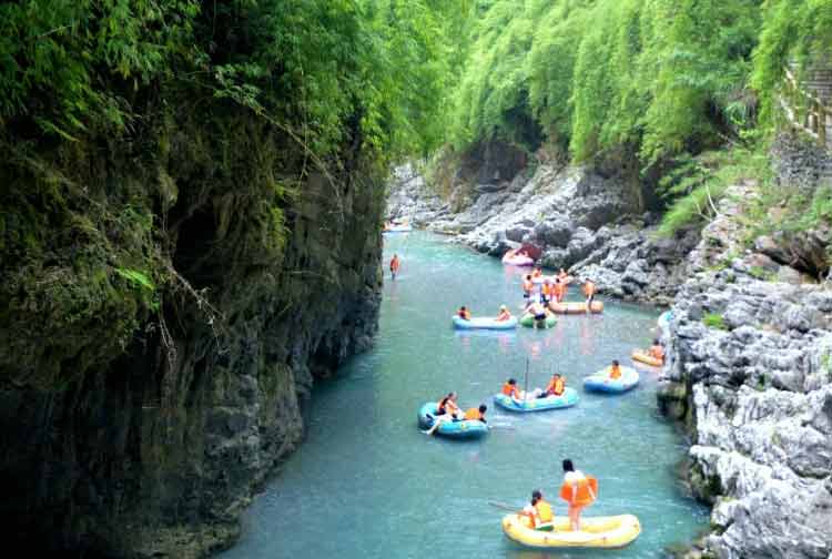 桐梓水银河大峡谷漂流