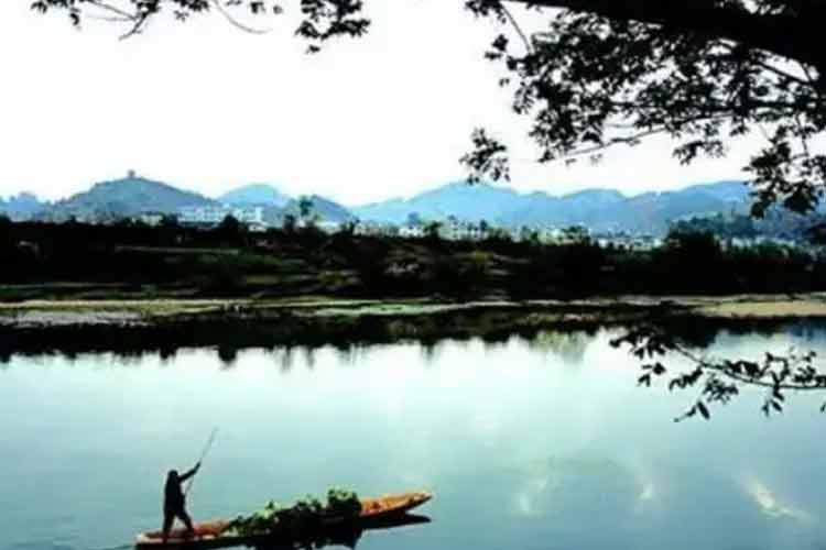 平塘龙塘风景名胜区