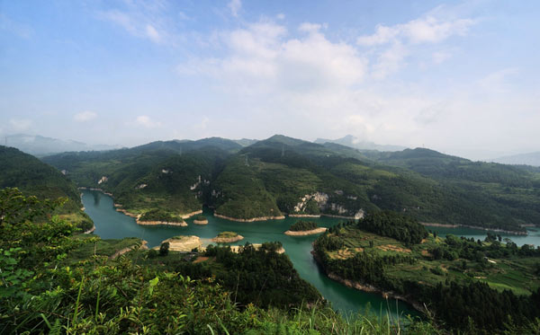 69 名城遵义旅游指南 69 绥阳清溪湖景区     中期目标(2021-2025